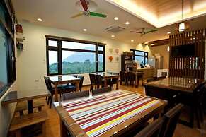 Li Wu Zuo Can B&B