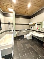 Li Wu Zuo Can B&B