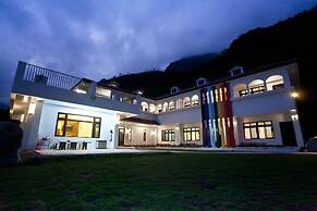 Li Wu Zuo Can B&B