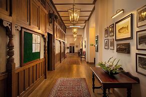 The Hill Club