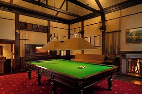 The Hill Club