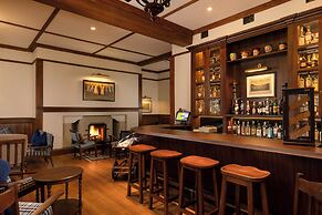 The Hill Club