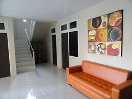 Pose In Hotel Yogyakarta