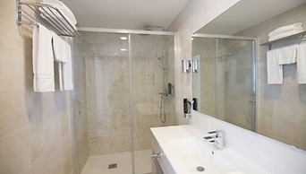 Hotel Chevy & Suites