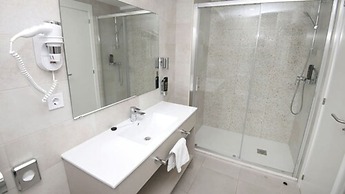 Hotel Chevy & Suites