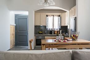 Aspronisi Luxury Villa