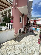 Villa Antonis