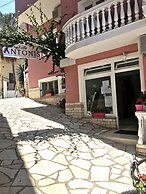Villa Antonis