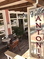 Villa Antonis
