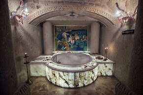 Elika Cave Suites & Spa