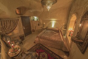 Elika Cave Suites & Spa