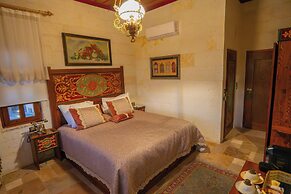 Elika Cave Suites & Spa