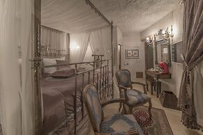 Elika Cave Suites & Spa