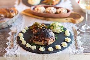 Elika Cave Suites & Spa