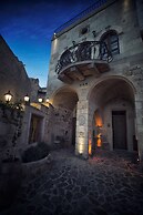 Elika Cave Suites & Spa