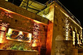 Elika Cave Suites & Spa