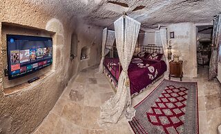 Elika Cave Suites & Spa