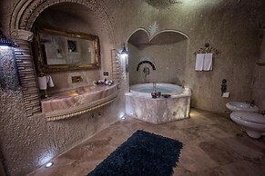 Elika Cave Suites & Spa