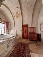 Elika Cave Suites & Spa