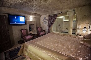 Elika Cave Suites & Spa