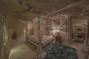 Elika Cave Suites & Spa