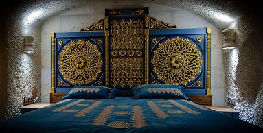 Elika Cave Suites & Spa