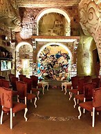 Elika Cave Suites & Spa