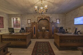 Elika Cave Suites & Spa