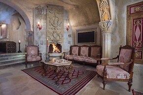 Elika Cave Suites & Spa