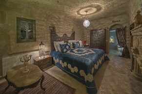 Elika Cave Suites & Spa