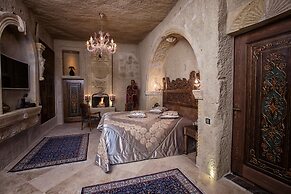 Elika Cave Suites & Spa