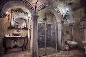 Elika Cave Suites & Spa