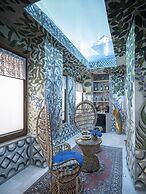 Elika Cave Suites & Spa