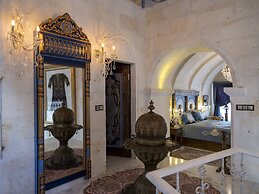 Elika Cave Suites & Spa