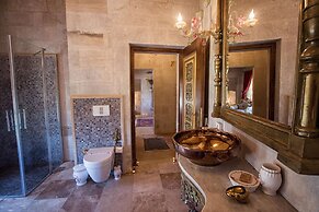 Elika Cave Suites & Spa