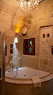 Elika Cave Suites & Spa