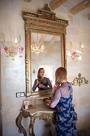 Elika Cave Suites & Spa