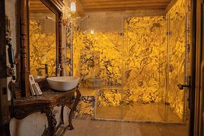 Elika Cave Suites & Spa