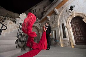 Elika Cave Suites & Spa