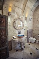 Elika Cave Suites & Spa