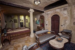 Elika Cave Suites & Spa