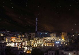 Elika Cave Suites & Spa