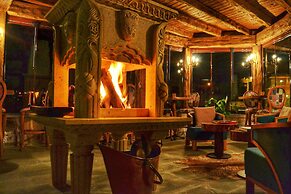 Elika Cave Suites & Spa