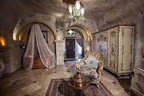 Elika Cave Suites & Spa