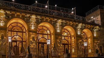 Elika Cave Suites & Spa