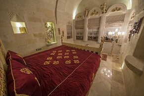 Elika Cave Suites & Spa