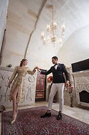 Elika Cave Suites & Spa