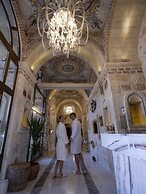 Elika Cave Suites & Spa