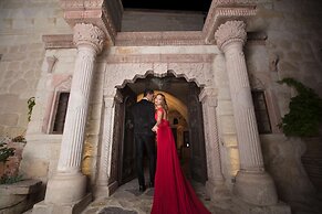 Elika Cave Suites & Spa