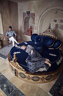 Elika Cave Suites & Spa